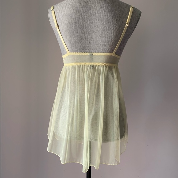 ❤️ Victoria’s Secret baby doll outfit - Picture 4 of 8